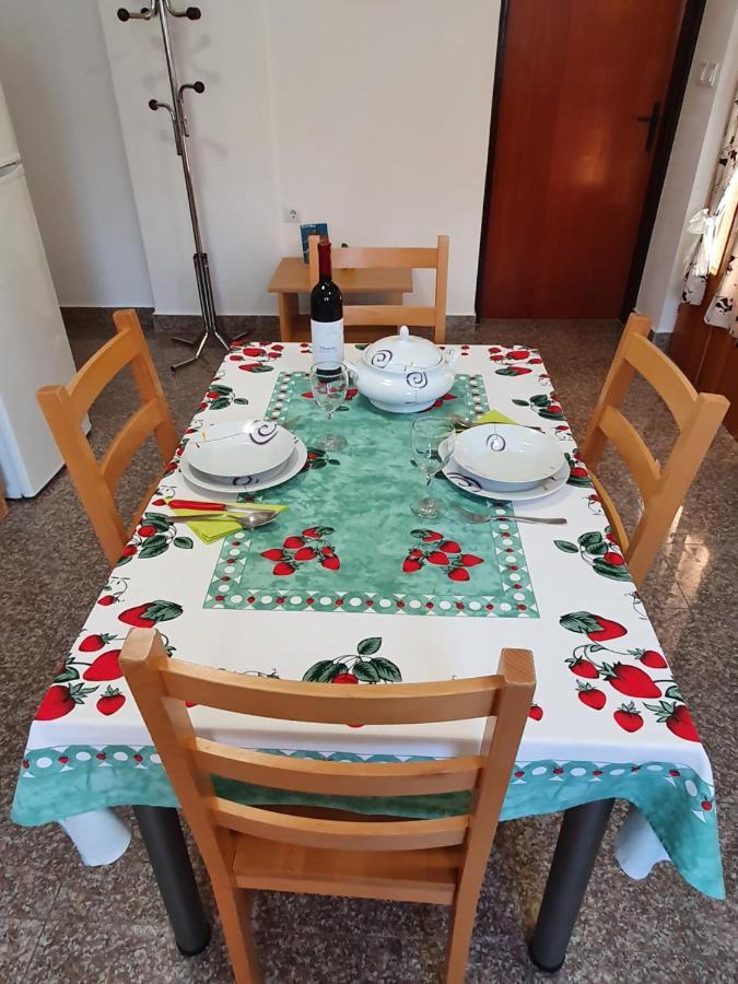 Apartment "House Tigra" Ровинь Экстерьер фото